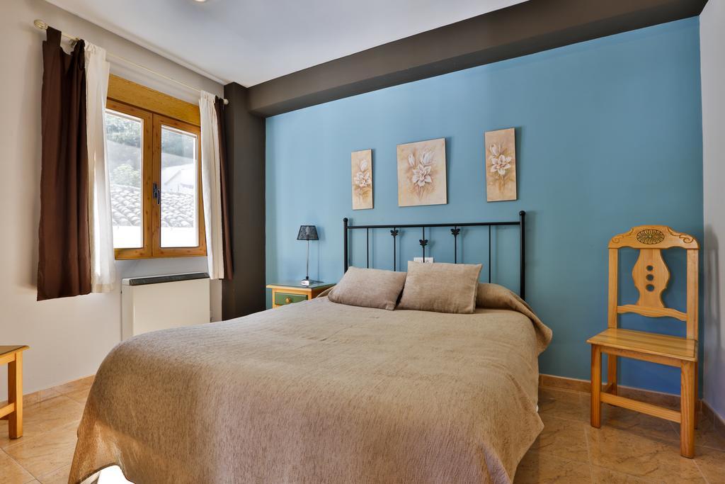 Apartamentos Castillo קאסורלה מראה חיצוני תמונה