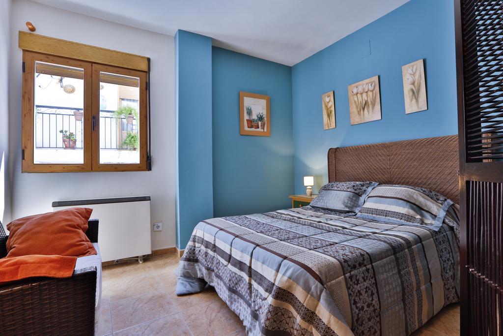 Apartamentos Castillo קאסורלה מראה חיצוני תמונה