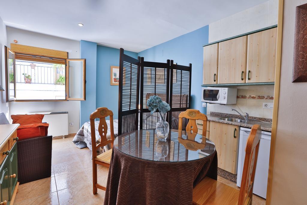 Apartamentos Castillo קאסורלה מראה חיצוני תמונה