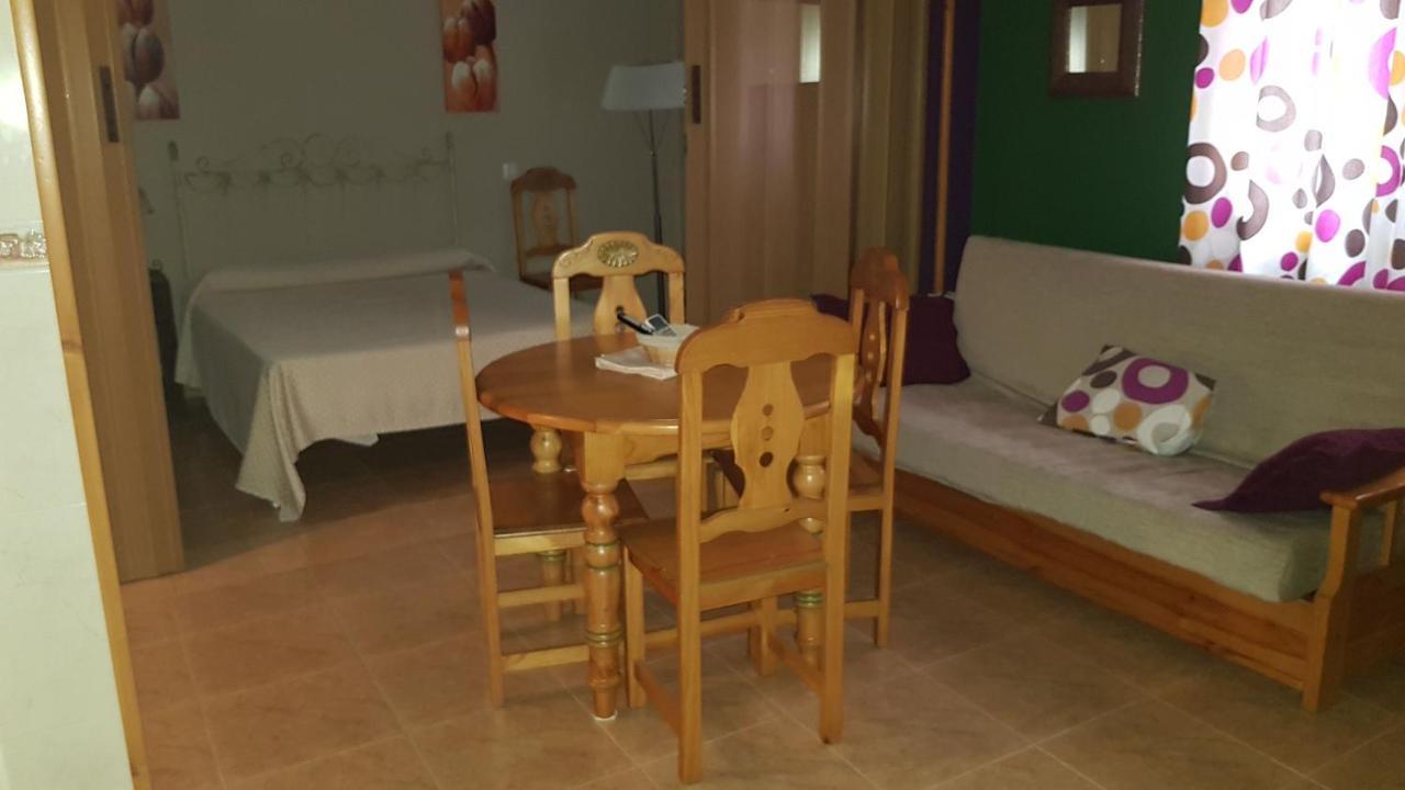 Apartamentos Castillo קאסורלה מראה חיצוני תמונה