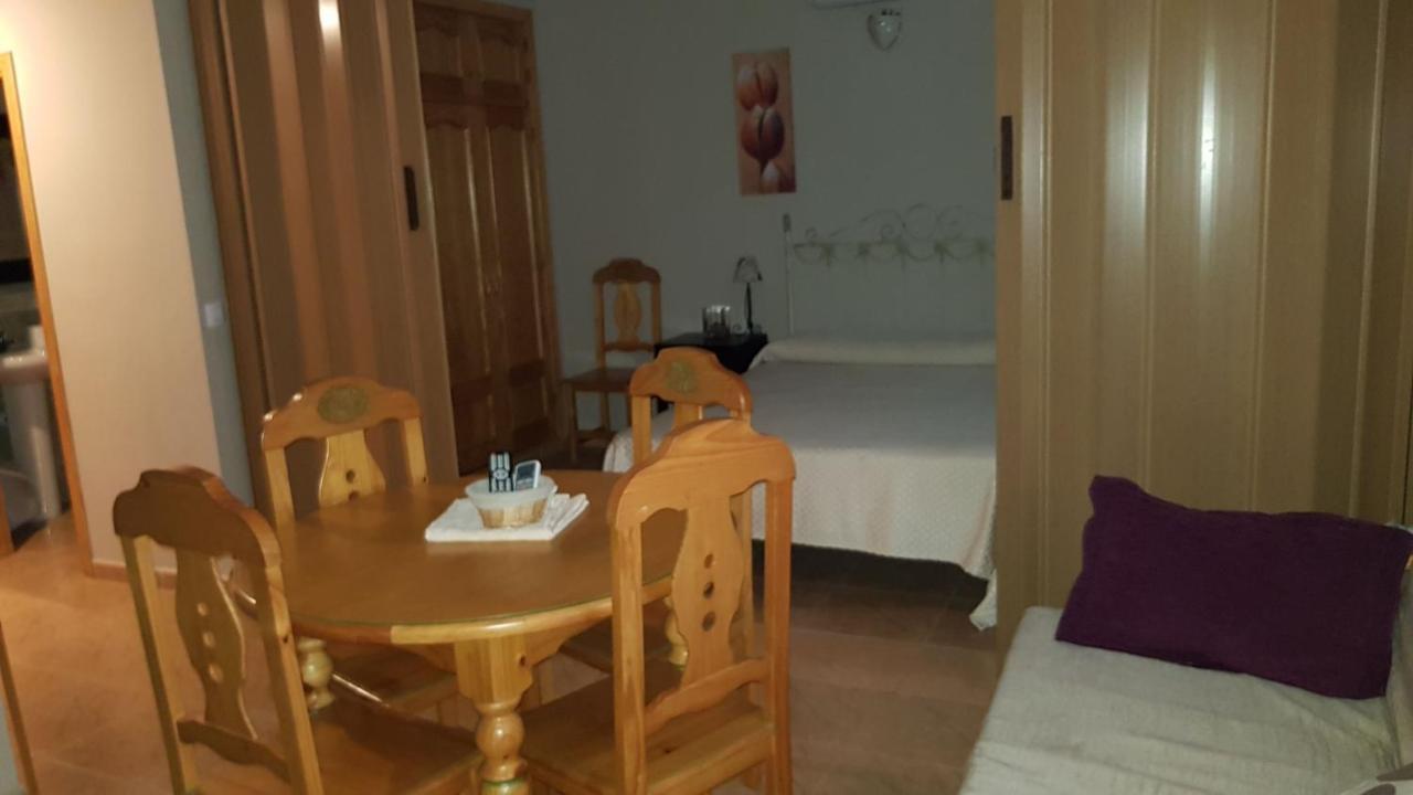 Apartamentos Castillo קאסורלה מראה חיצוני תמונה