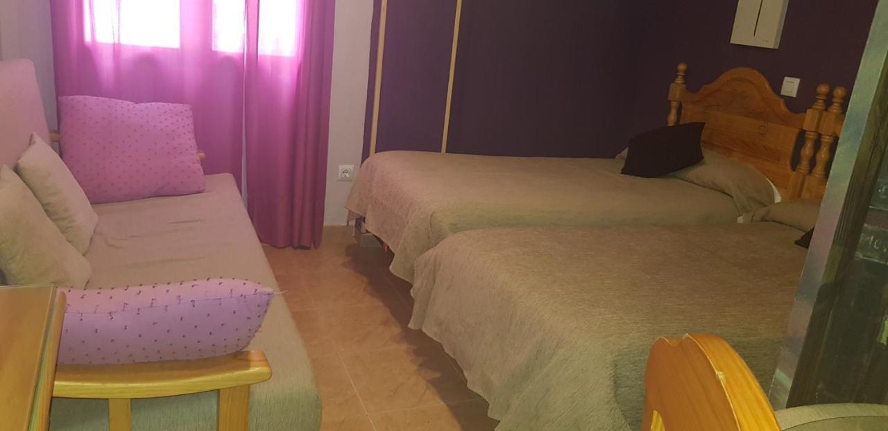 Apartamentos Castillo קאסורלה מראה חיצוני תמונה